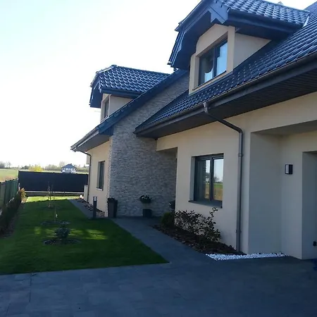 Nad Zatoka アパート